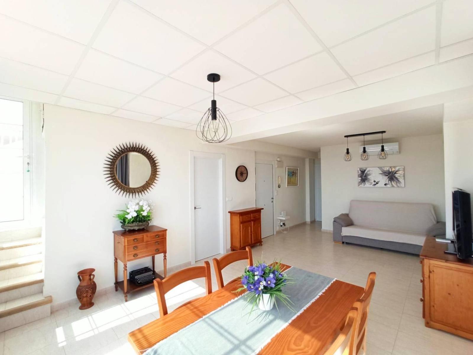 Vistas Del Mar Apartment Бенидорм Екстериор снимка